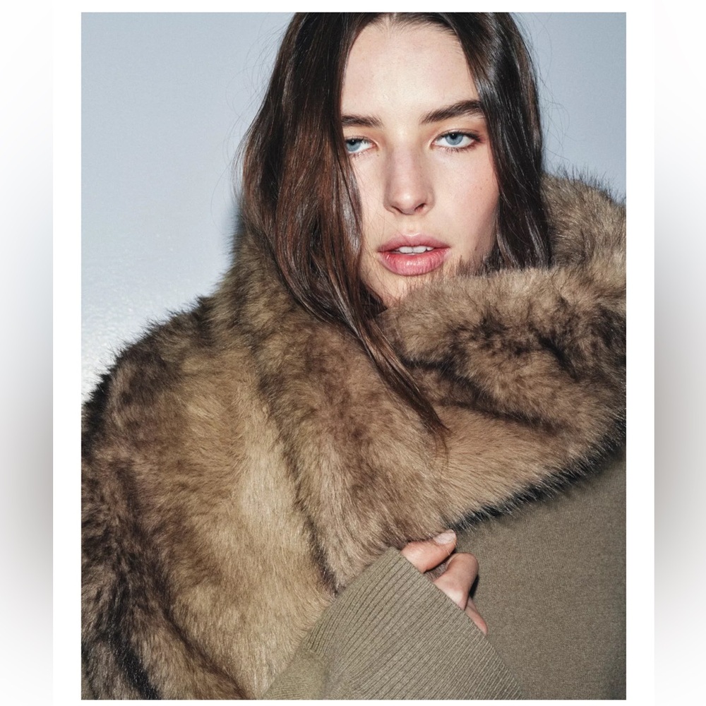 ZARA PLAIN FAUX FUR FRINGED SCARF - Picture 2 of 6